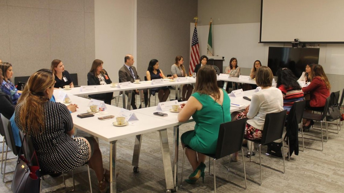 Se reúne cónsul con mujeres líderes de Matamoros