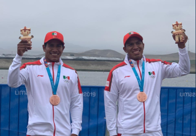 Quirino y Camilo ganan medalla de bronce en canotaje panamericano