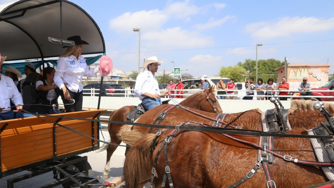 Recorren con Maki 170 jinetes la ruta de la Fundación de Reynosa