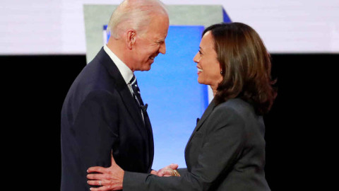 Biden y Harris acusan a Trump de “politizar” la vacuna contra el COVID-19 