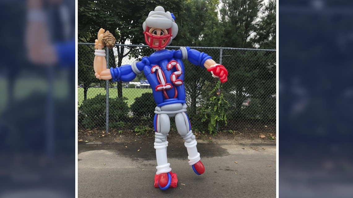 Y así comienza el cumpleaños de Tom Brady