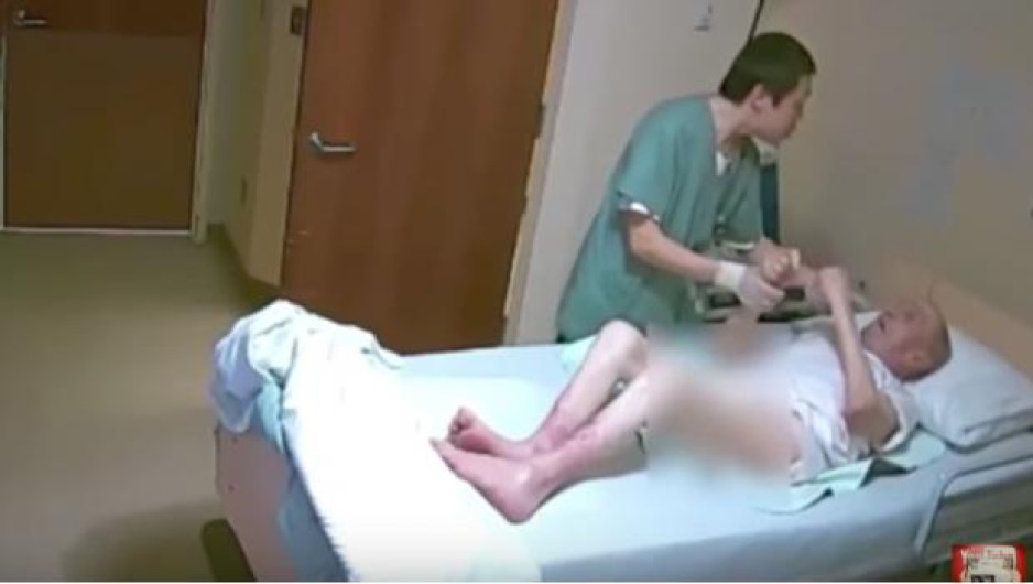 Maltratan a abuelo en asilo