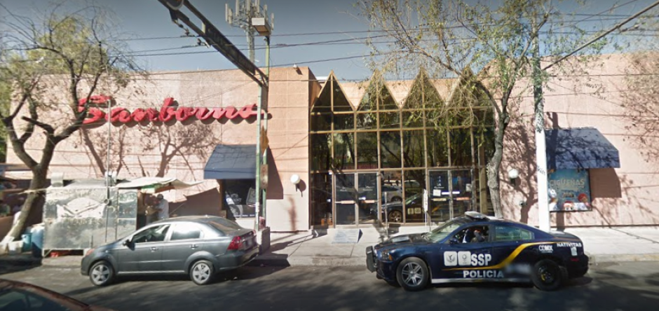 Cae edificio de Sanborns en la CDMX