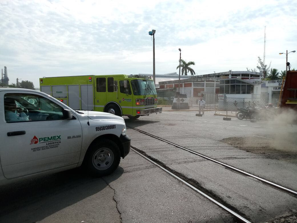 Pemex realiza simulacro en válvula de gasoducto