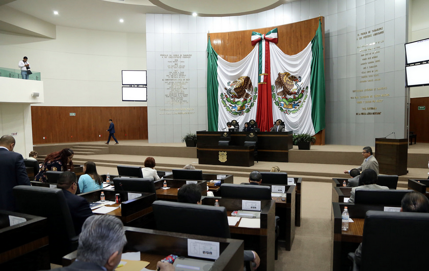 Aprueba Congreso "Ley Mordaza", cárcel y multa a quien reporte actividades de fuerzas armadas