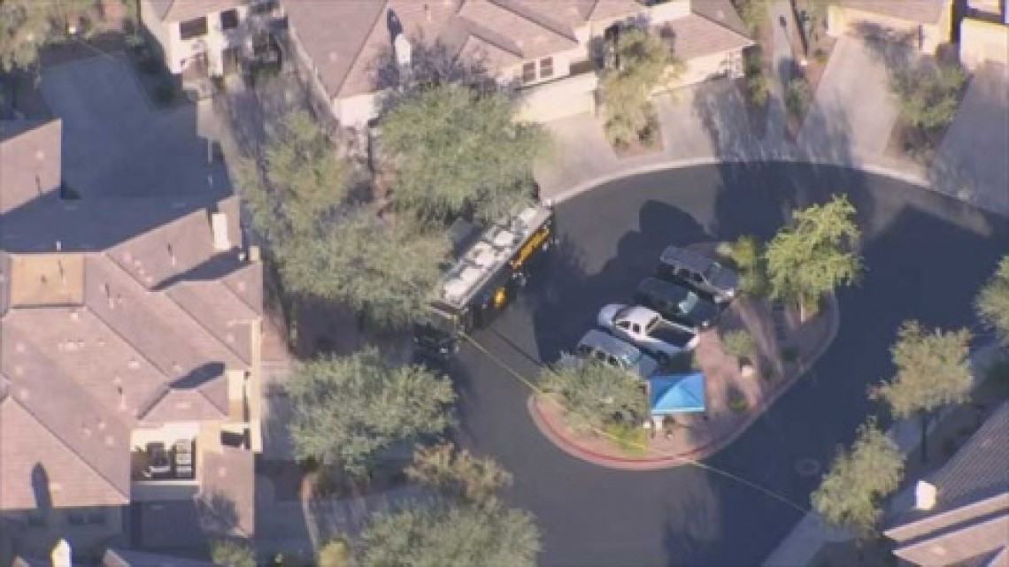 Mujer de 92 años mata a su hijo