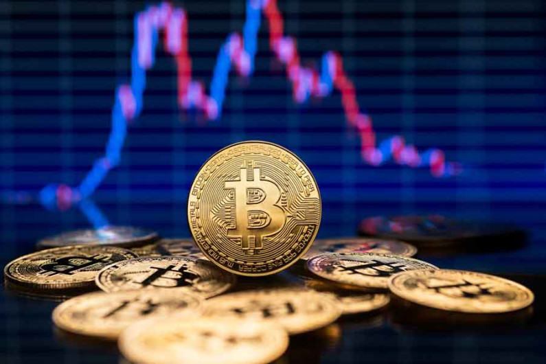 Bitcoin alcanza nuevo record histórico al superar los 100,000 dlls por unidad