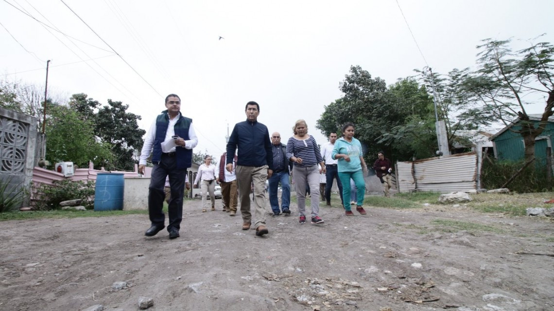 Serán los vecinos de las colonias, los fiscalizadores de las obras de pavimentación: Mario López