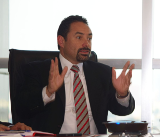 Deja Julio Hernández presidencia de CEAV