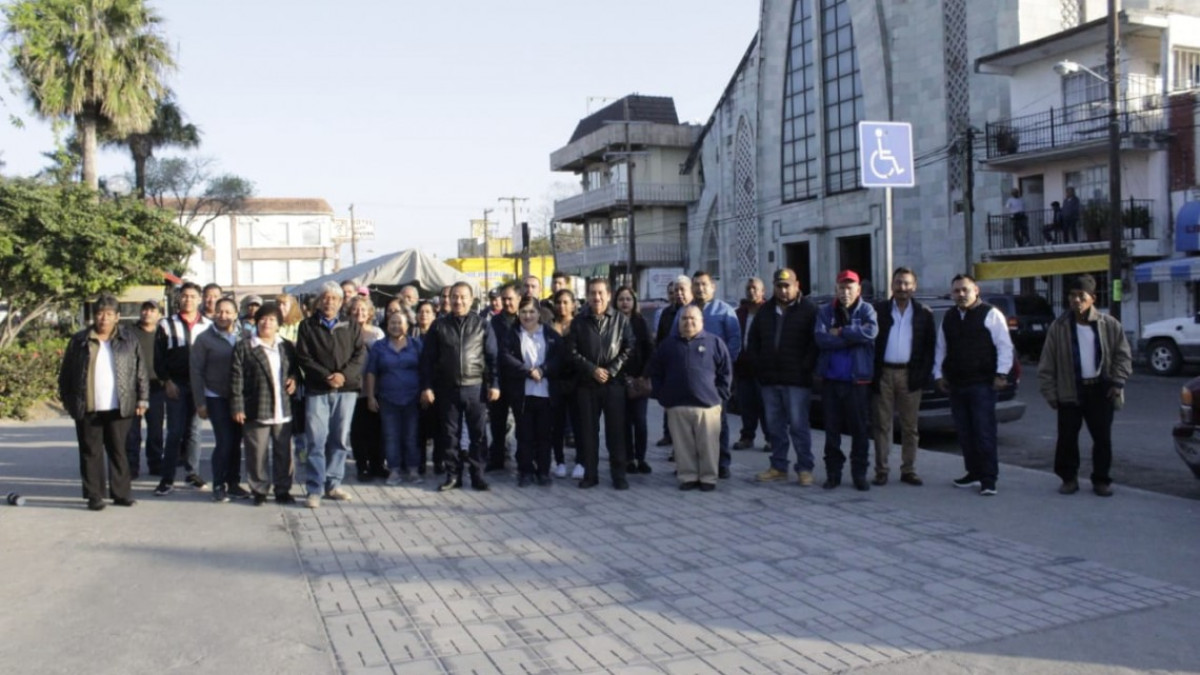 Rinden homenaje a Don Agapito González Cavazos