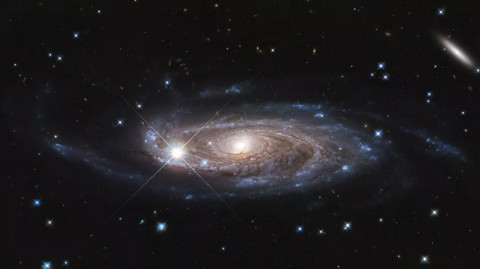 Comparten imágenes de lo que podría ser la galaxia más grande