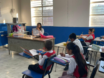 Invitan a padres a foro para analizar libros de texto 