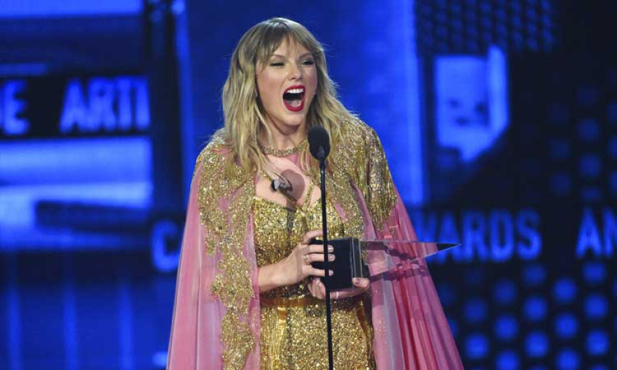 Taylor Swift supera a Rey del pop en premios AMA