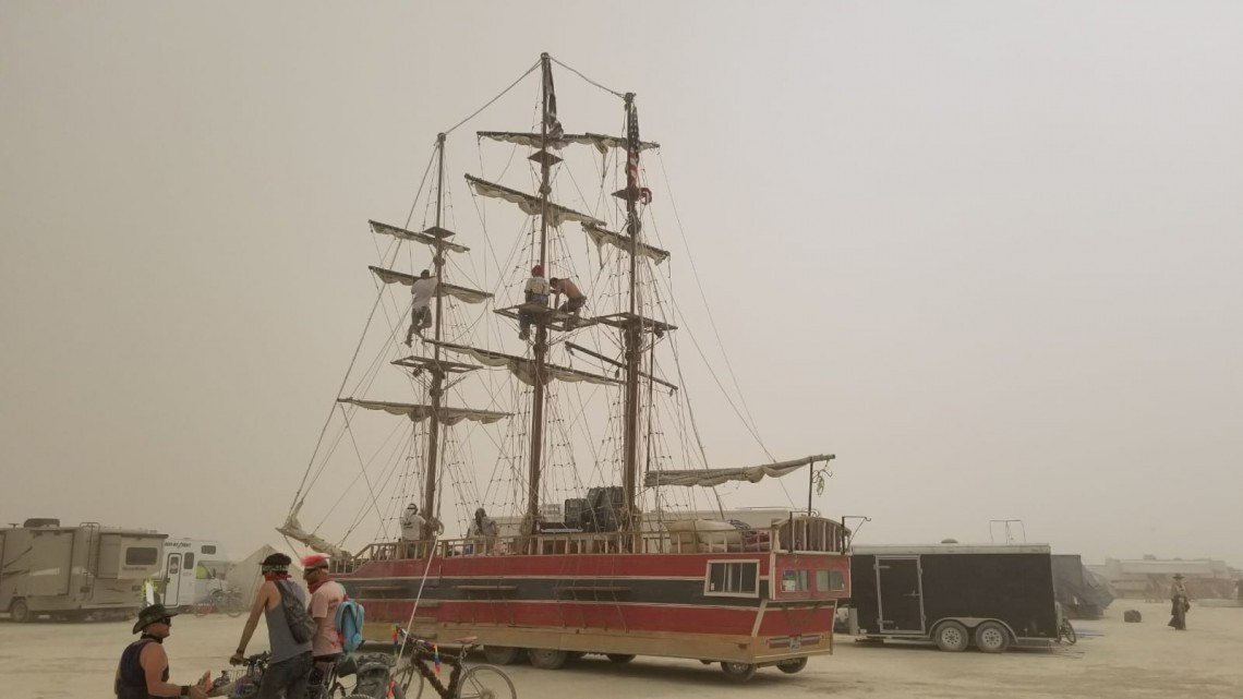 Así se resolvió el problema de sobrepoblación en el festival Burning Man