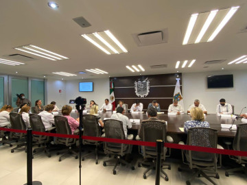 Ajustan presupuesto para programa "Como en Casa" 