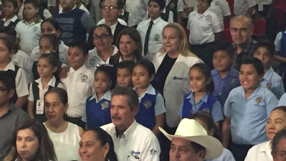 Con la “sala de lectura azul”, se busca promover este hábito en el estado