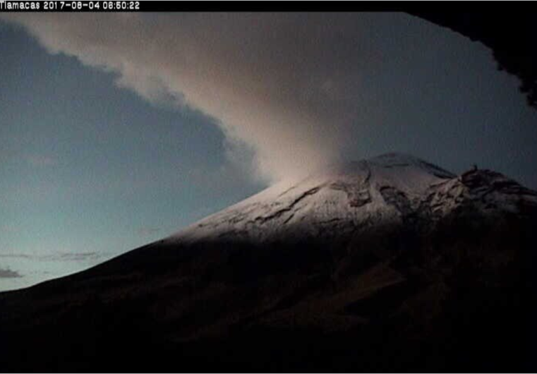 Popocatépetl registra actividad