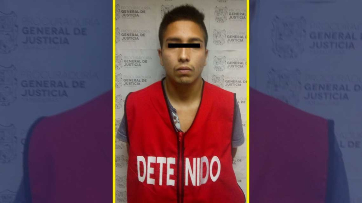 Detienen a hombres en posesión armas y vehículo