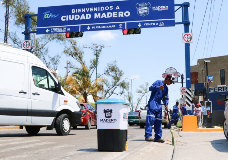 Intensifican limpieza en avenidas en Madero