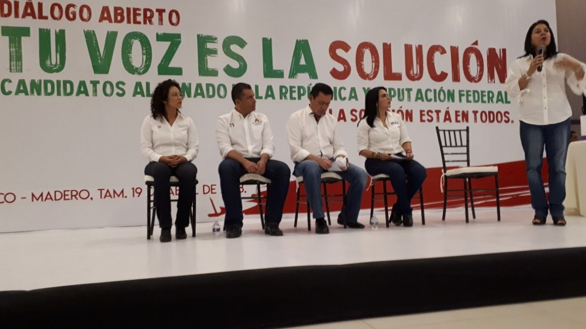 Miguel Ángel Osorio Chong encabezó el diálogo "Tu voz es la solución"