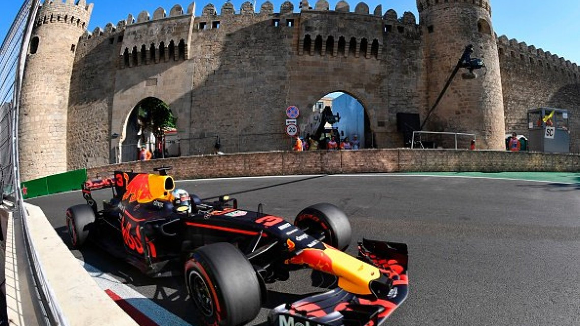 Daniel Ricciardo (Red Bull) gana el Gran Premio F1 de Azerbaiyán