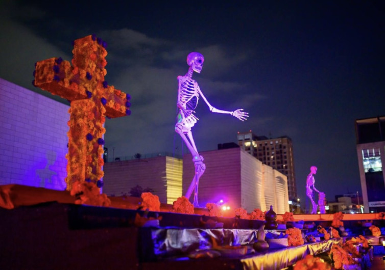  Nuevo León obtiene Récord Guinness por Altar de Muertos más grande del mundo