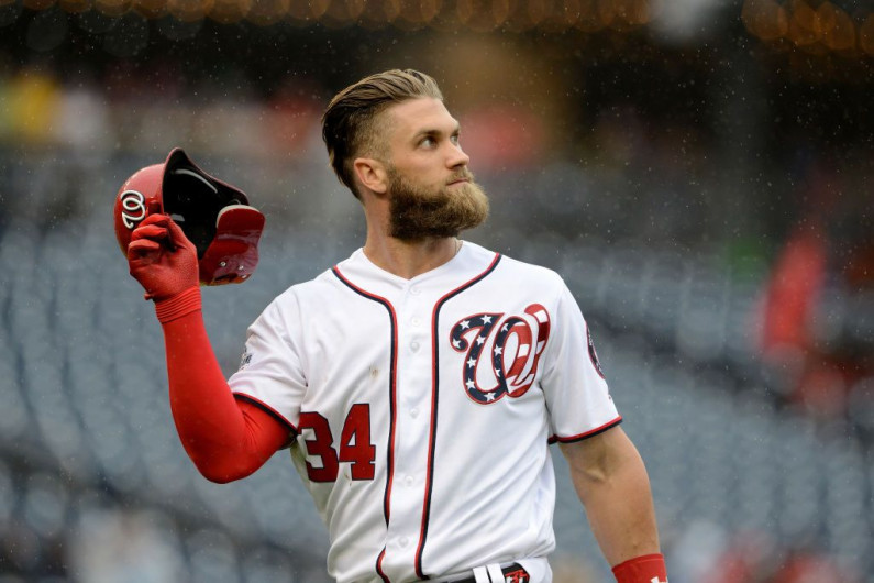Bryce Harper obtiene el contrato más jugoso de la MLB en agente libre