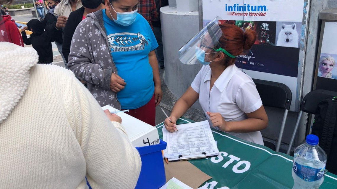 Instalan módulo de vacuna contra la influenza en la Peatonal Hidalgo 