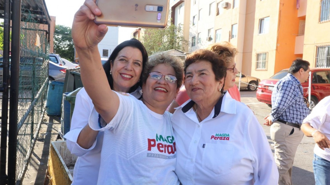 Habitantes de la "Cascajal" muestran su apoyo a Magda Peraza