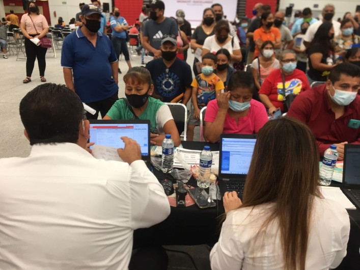 Acerca Infonavit servicios y beneficios a derechohabientes