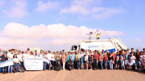 Realizan jornada de limpieza en Playa Tesoro