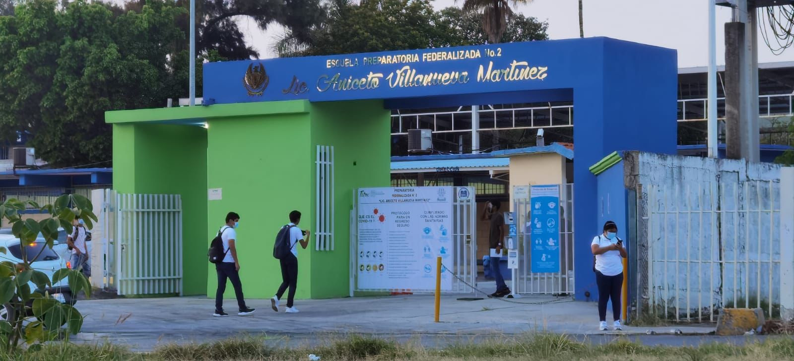 Preparatoria de Victoria regresa a clases presenciales pese a semáforo rojo 