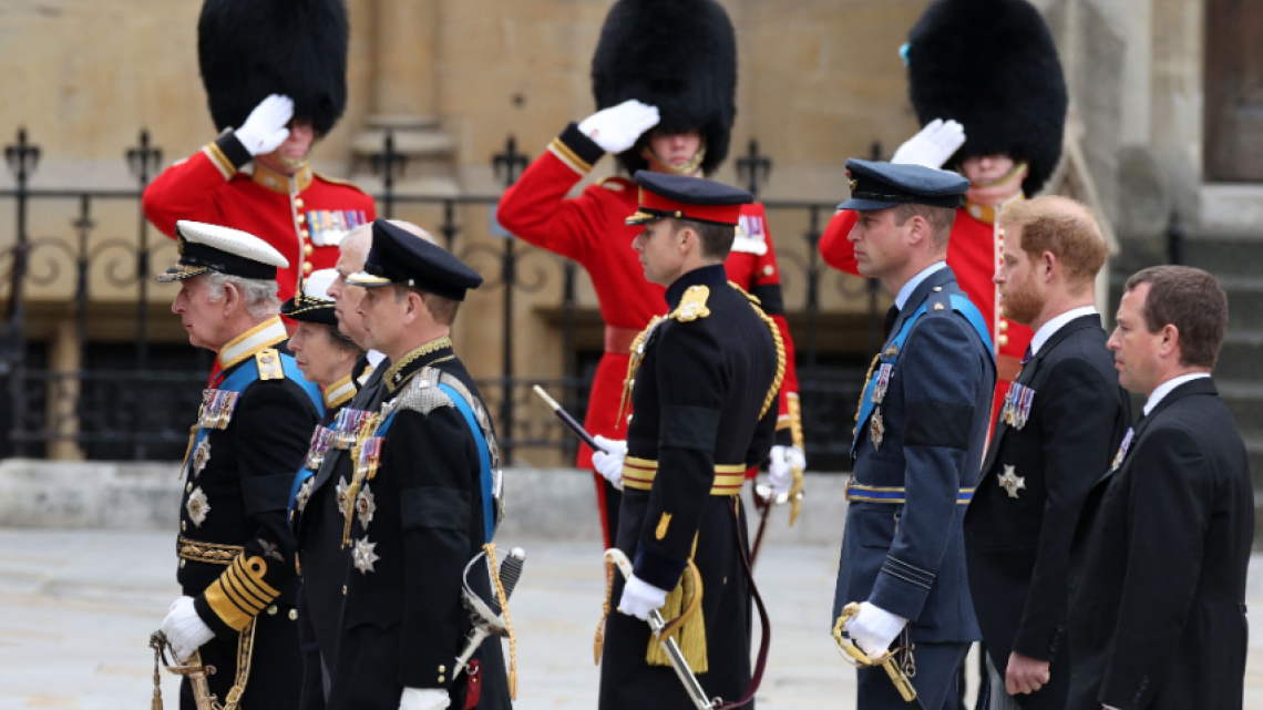 Funeral de la reina Isabel II: El féretro es trasladado al Castillo de Windsor 