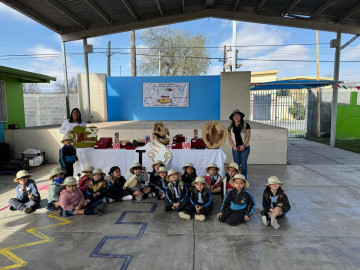 Más de 110 pequeños exploradores disfrutan de ‘Un museo en tu escuela’