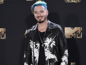 J Balvin llega al primer lugar en lista global de Spotify