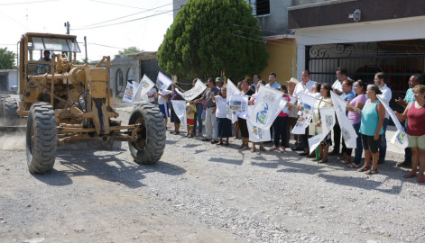 Inician obras de pavimentación en calles de Victoria