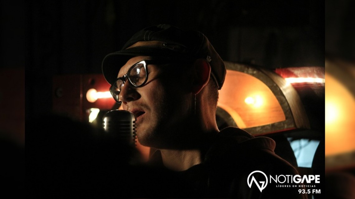 La Gusana Ciega enamora con su presentación en acústico.