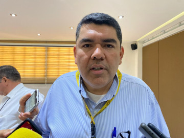 Van tres municipios y dos distritos al voto por voto