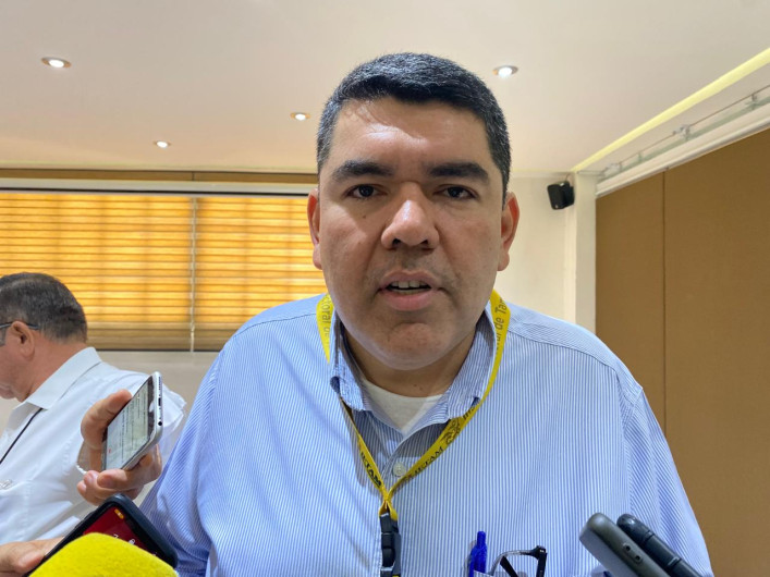 Van tres municipios y dos distritos al voto por voto