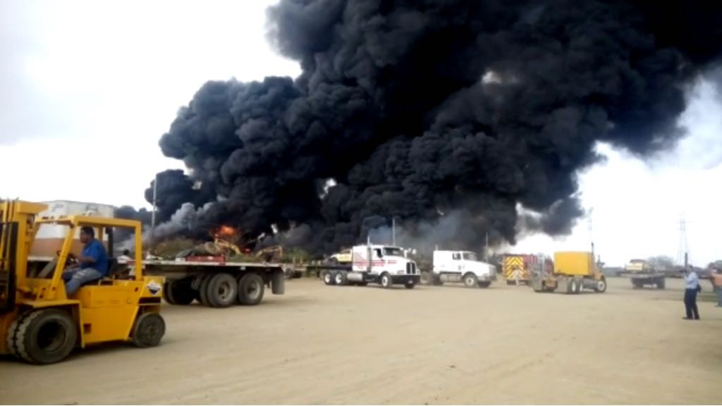 Continúan problemas de contaminación ambiental por explosión de empresa