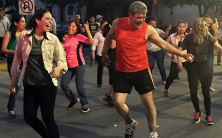 Temen por salud mental de alcalde, piden se analice