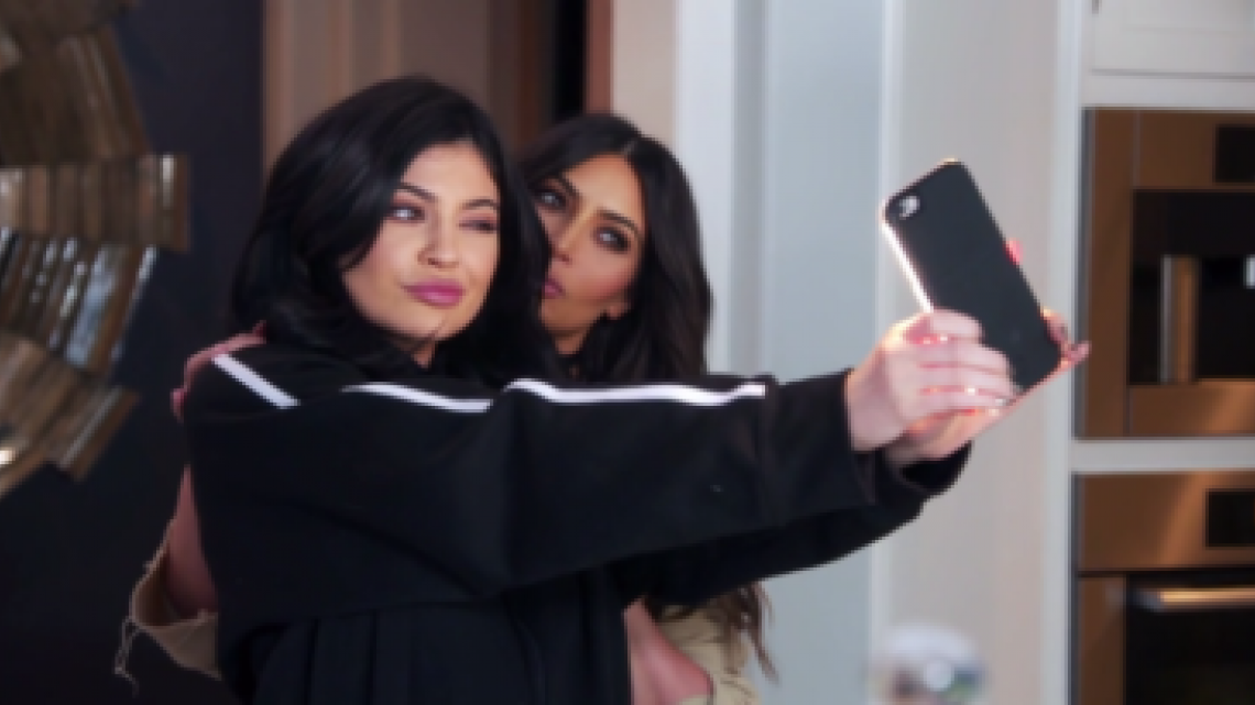 Demandan a Kim Kardashian por 100 mdd