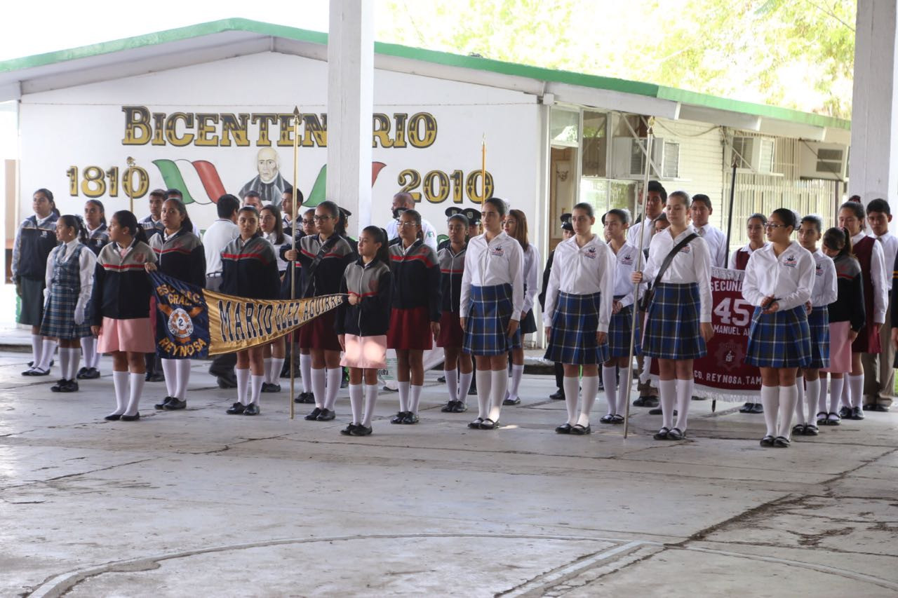 Ofrecen exhibición de Escoltas Escolares en Aniversario de Reynosa