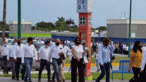 Se activa alarma de incendio y evacuan la Torre Bicentenario