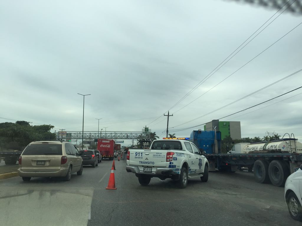 Congestionamiento vial por obra de pavimentación