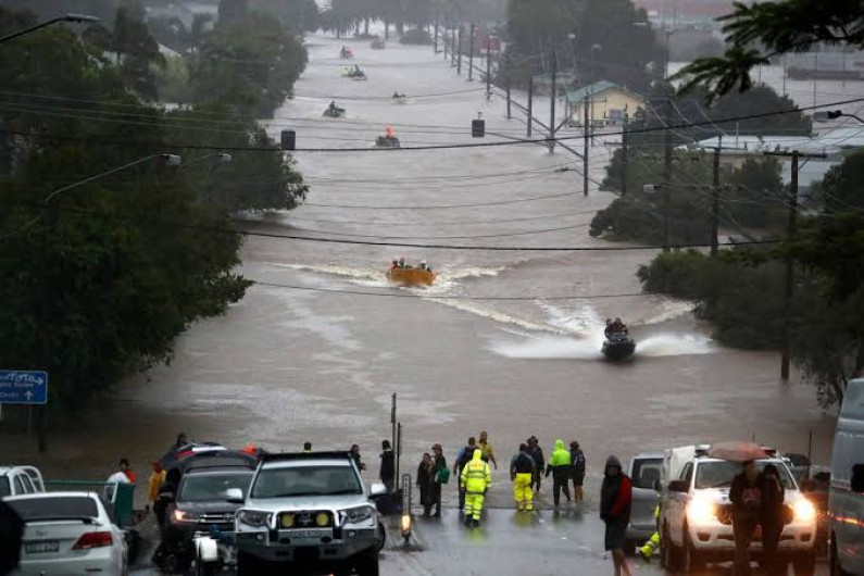 Inundaciones en el este de Australia dejan 9 muertos