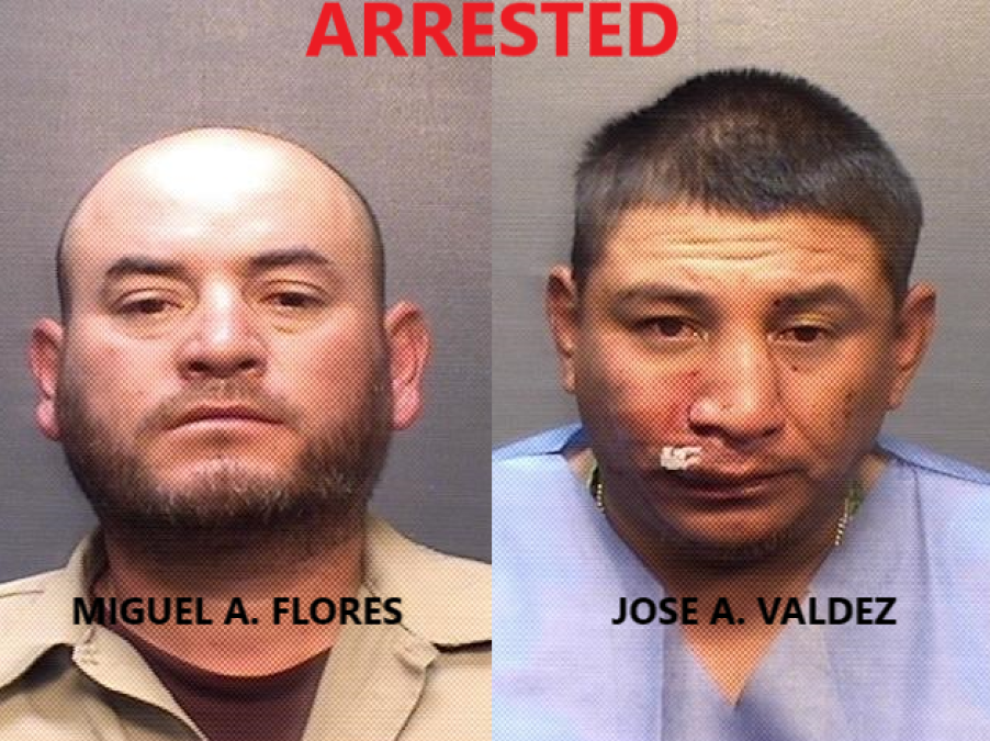 Detienen a dos personas tras chocar autos en Brownsville