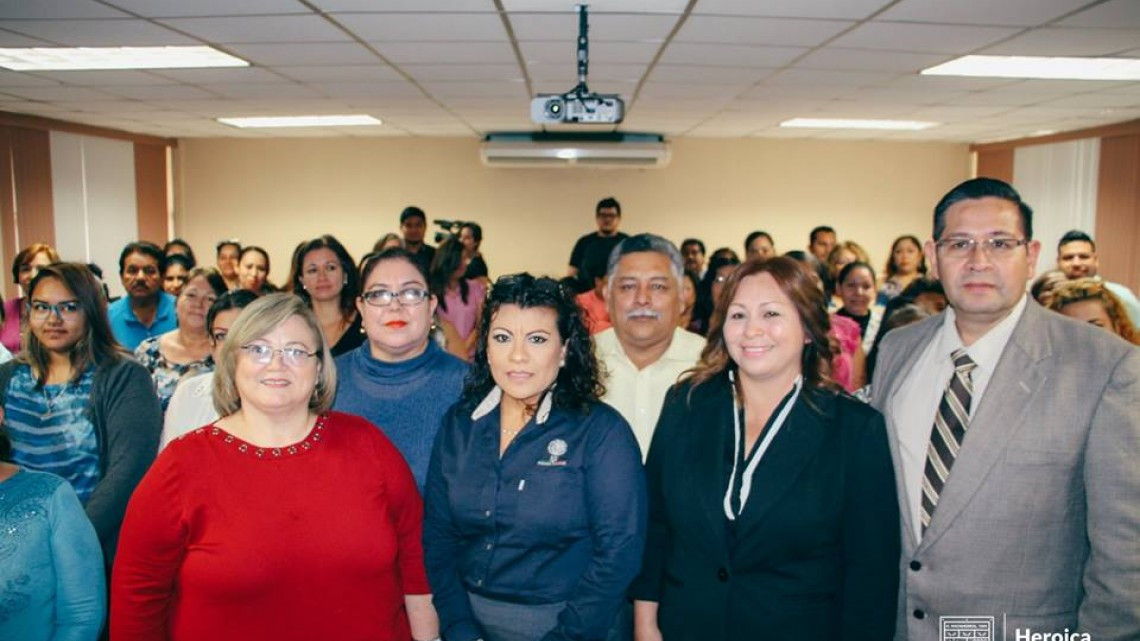 Inician conferencias “De la Idea a tu Negocio”