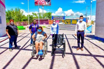 Entrega DIF Reynosa silla de ruedas