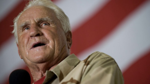 Muere 'Don Shula', legendario coach de los Delfines de Miami